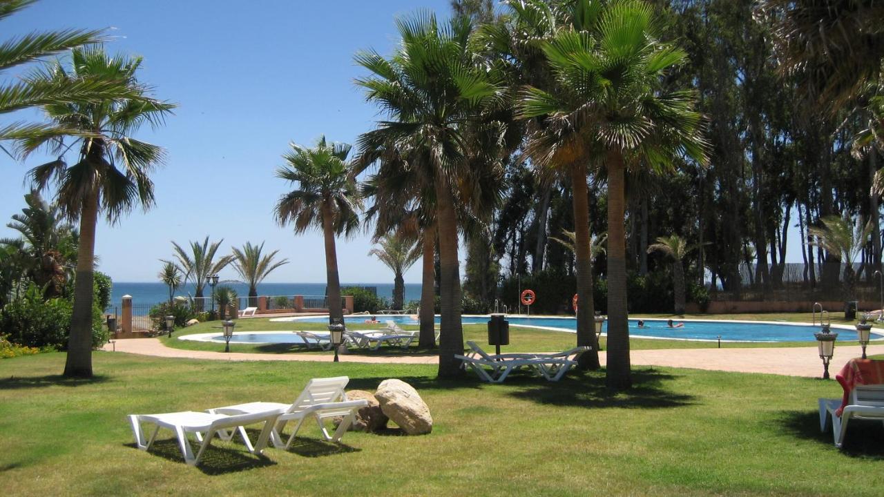 Don Juan Beach Resort Estepona Esterno foto