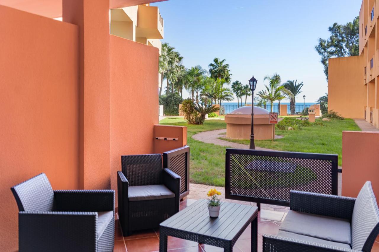Don Juan Beach Resort Estepona Esterno foto